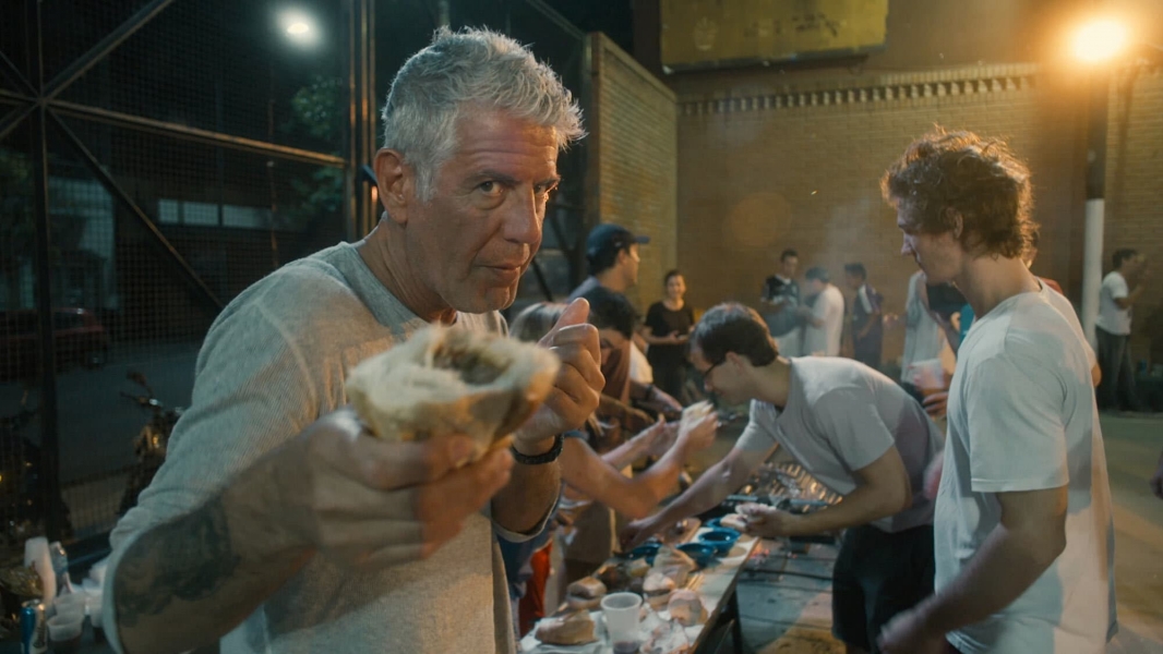 Watch Roadrunner: A Film About Anthony Bourdain HD free